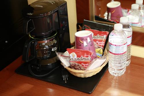 Imagen de la habitación del Hotel Continental Lodge. Foto 9