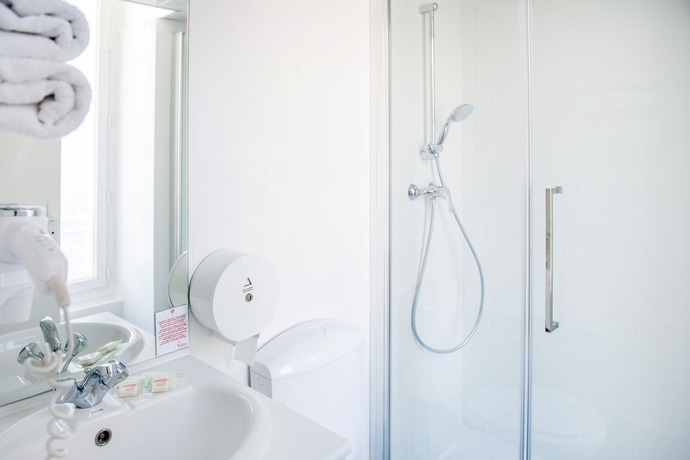 Imagen de la habitación del Hotel Continental, Lourdes. Foto 6