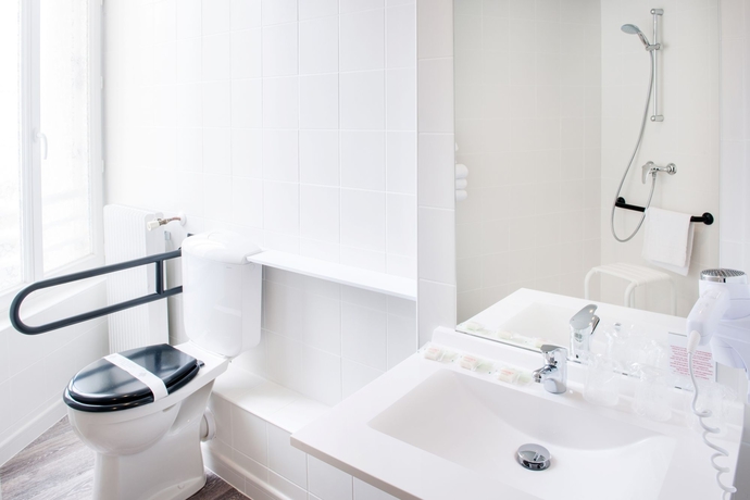 Imagen de la habitación del Hotel Continental, Lourdes. Foto 8