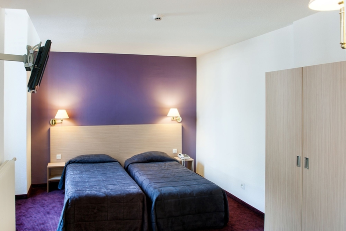 Imagen de la habitación del Hotel Continental, Lourdes. Foto 10