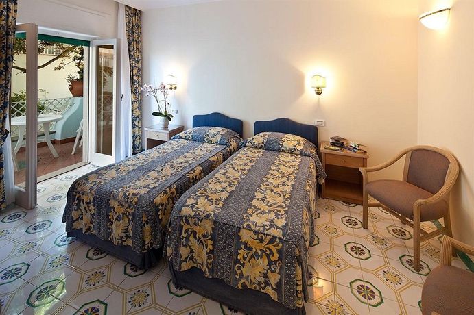 Imagen de la habitación del Hotel Continental Mare. Foto 6