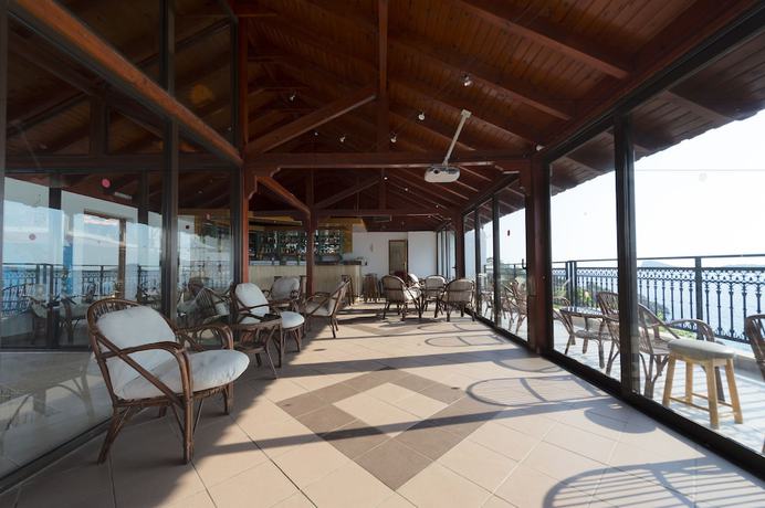 Imagen de la piscina del Hotel Continental, Masouri. Foto 18