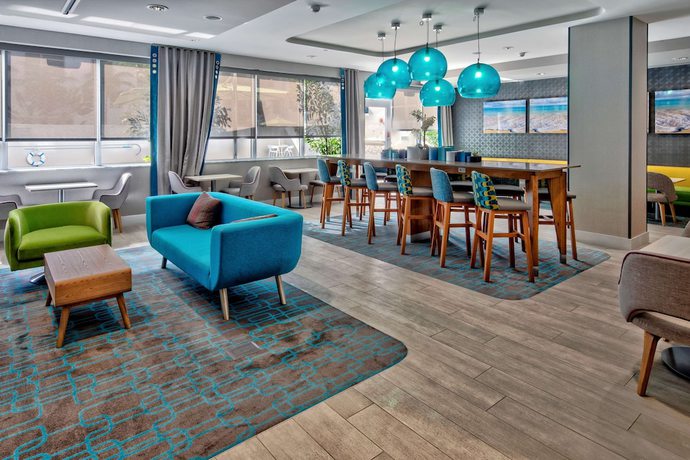 Imagen de los interiores del Hotel Continental Miami Beach Tapestry Collection By Hilton. Foto 17