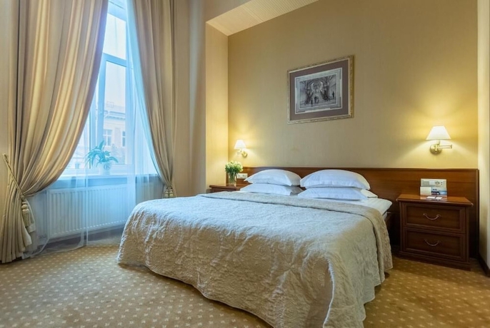 Imagen de la habitación del Hotel Continental, Odessa. Foto 10