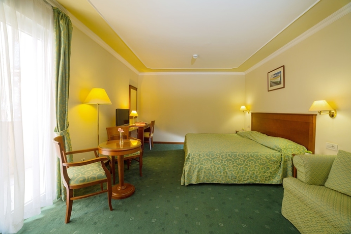 Imagen de la habitación del Hotel Continental, Opatija. Foto 8