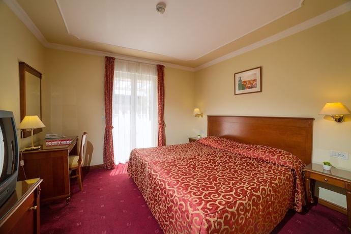 Imagen de la habitación del Hotel Continental, Opatija. Foto 10