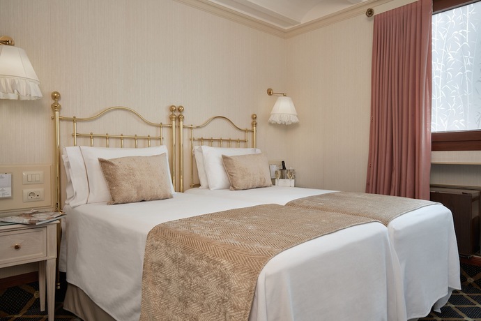 Imagen de la habitación del Hotel Continental Palacete. Foto 6