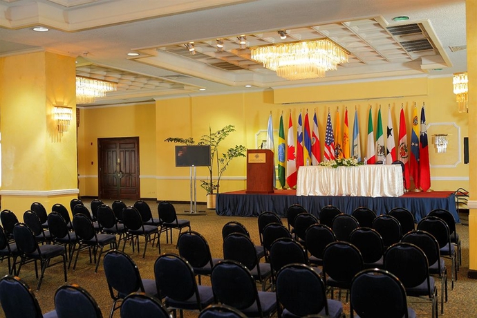 Imagen de los interiores del Hotel Continental Panama. Foto 12