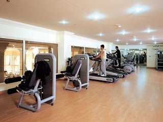 Imagen de los exteriores del Hotel Continental Plaza Beach. Foto 3