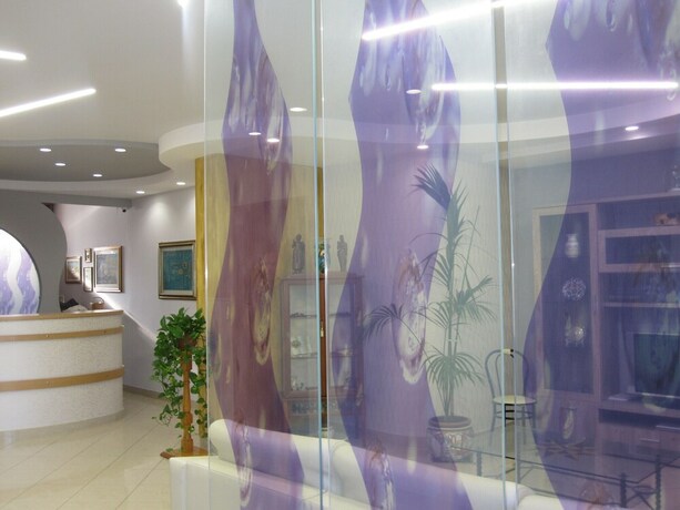 Imagen de los interiores del Hotel Continental, Pozzallo. Foto 28