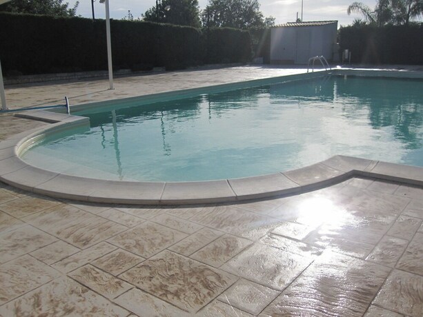 Imagen de la piscina del Hotel Continental, Pozzallo. Foto 32