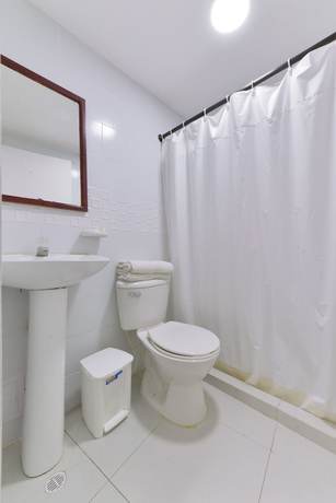 Imagen de la habitación del Hotel Continental SAI. Foto 6