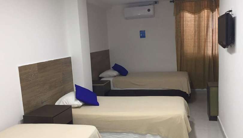 Imagen de la habitación del Hotel Continental SAI. Foto 17