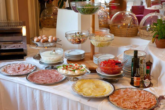 Imagen general del Hotel Continental, Sorrento. Foto 15