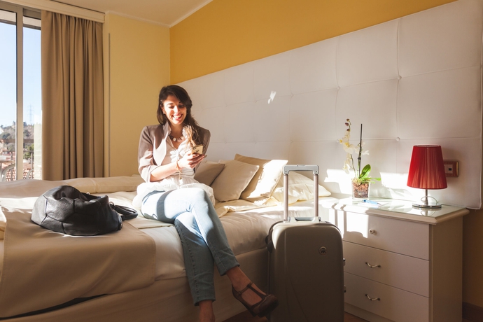 Imagen de la habitación del Hotel Continental - Tonellihotels. Foto 10