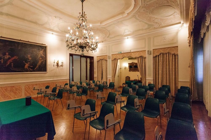 Imagen general del Hotel Continental, Treviso. Foto 5