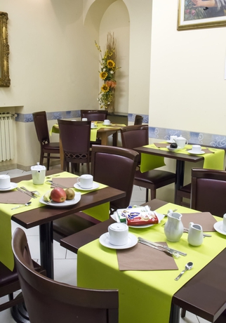 Imagen del bar/restaurante del Hotel Continental, Turín. Foto 2