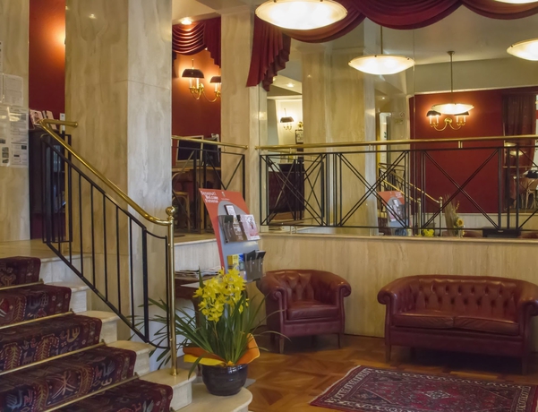 Imagen de los interiores del Hotel Continental, Turín. Foto 13