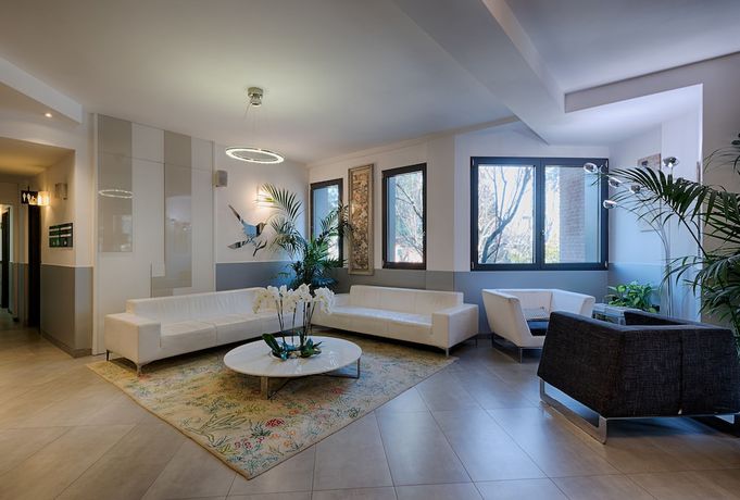 Imagen de los interiores del Hotel Continental Urban Art. Foto 18