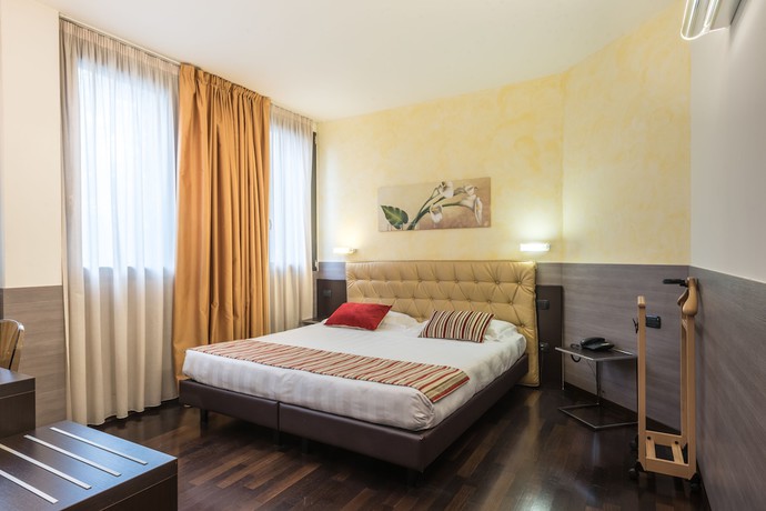 Imagen de la habitación del Hotel Continental Urban Art. Foto 6