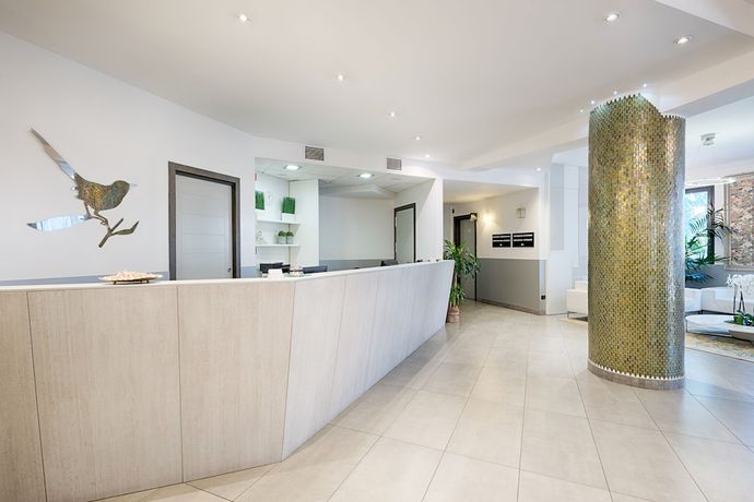 Imagen de los interiores del Hotel Continental Urban Art. Foto 19