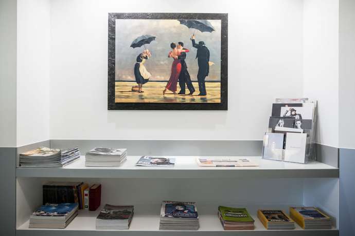 Imagen de los interiores del Hotel Continental Urban Art. Foto 20