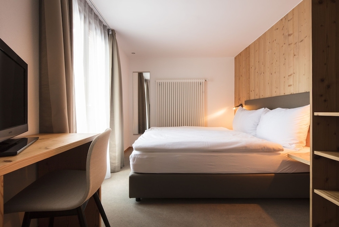 Imagen de la habitación del Hotel Continental, Zermatt . Foto 15