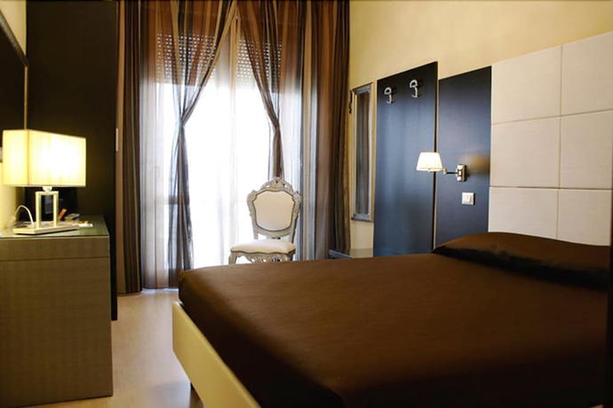 Imagen de la habitación del Hotel Continentale, Arezzo. Foto 10