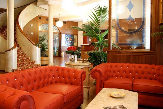 Imagen de los interiores del Hotel Continentale, Arezzo. Foto 18