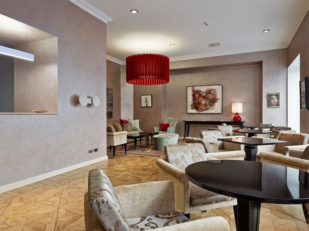 Imagen de los interiores del Hotel Continentale, Trieste. Foto 8