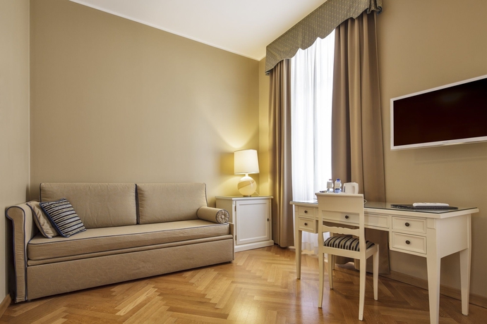 Imagen de la habitación del Hotel Continentale, Trieste. Foto 6