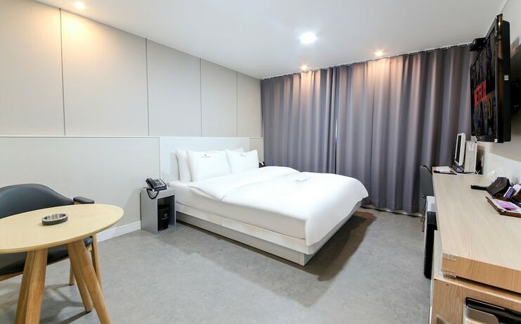 Imagen de la habitación del Hotel Continew. Foto 26