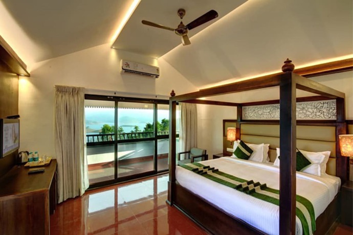 Imagen de la habitación del Hotel Contour Island Resort and Spa. Foto 3