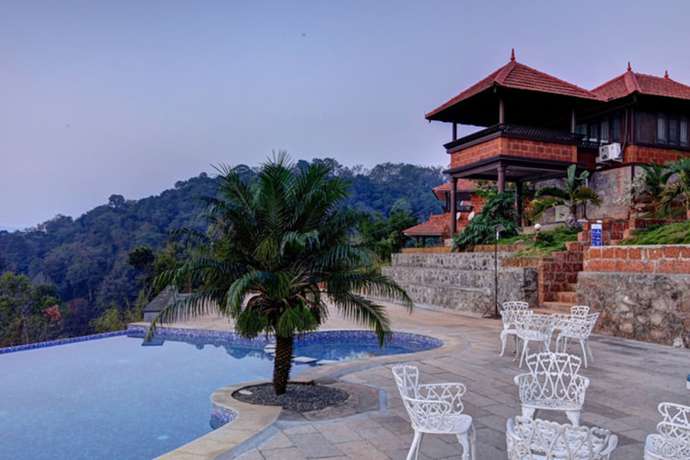Imagen general del Hotel Contour Island Resort and Spa. Foto 1