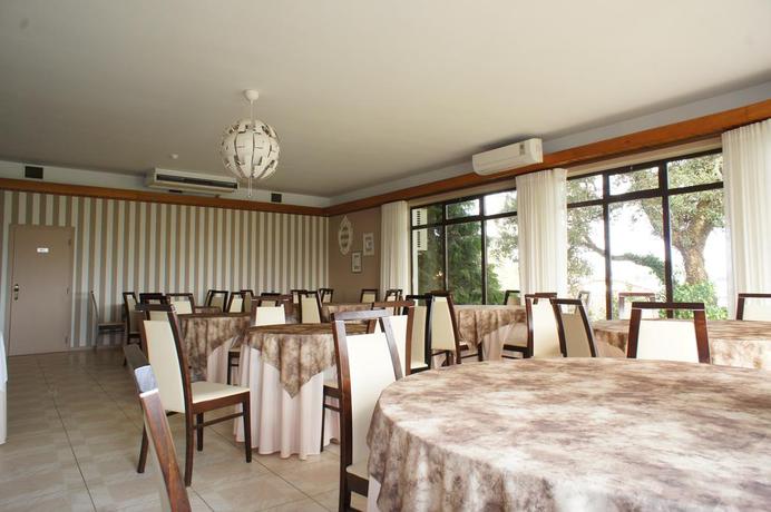 Imagen de los interiores del Hotel Contriz. Foto 18