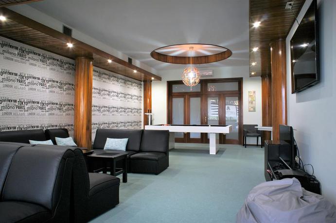 Imagen de los interiores del Hotel Contriz. Foto 24