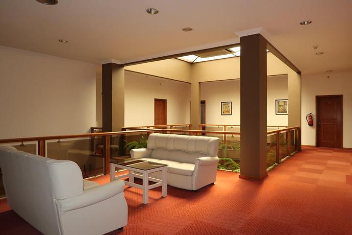 Imagen de los interiores del Hotel Contriz. Foto 27