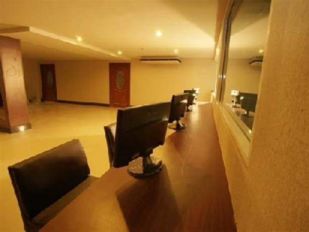 Imagen general del Hotel Convenient Grand. Foto 9