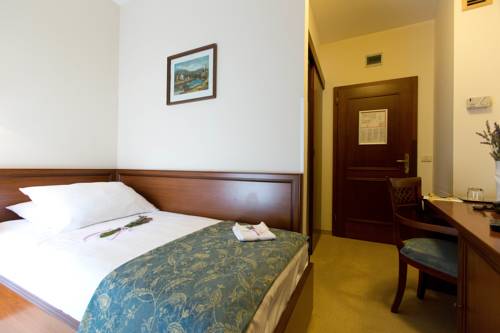 Imagen de la habitación del Hotel Convent. Foto 4
