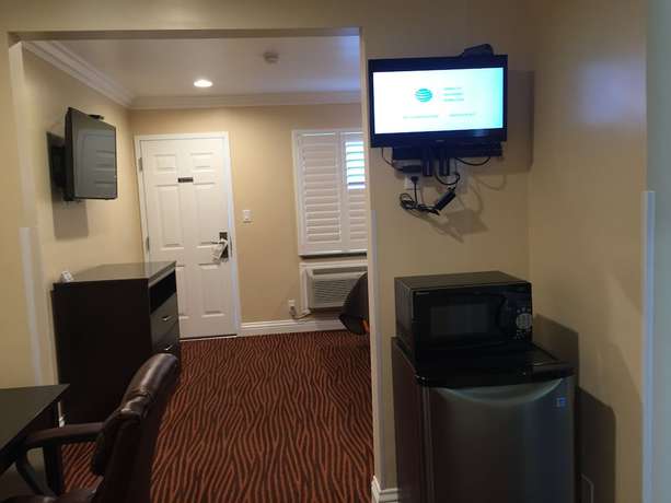 Imagen de la habitación del Hotel Convention Center Inn and Suites. Foto 6