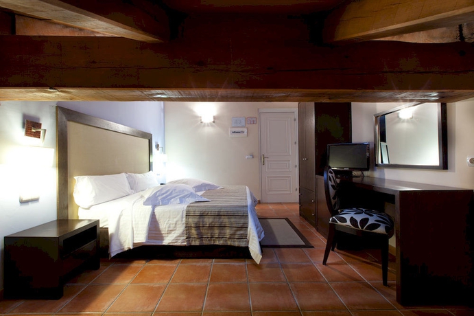 Imagen de la habitación del Hotel Convento Del Giraldo. Foto 7