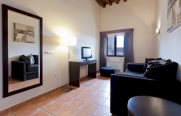 Imagen de los interiores del Hotel Convento Del Giraldo. Foto 15