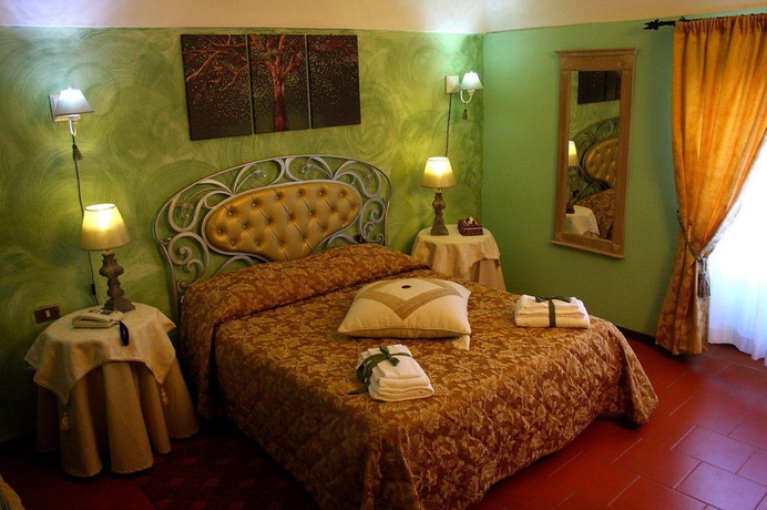 Imagen de la habitación del Hotel Convento Di San Colombo - Dimora Storica. Foto 4