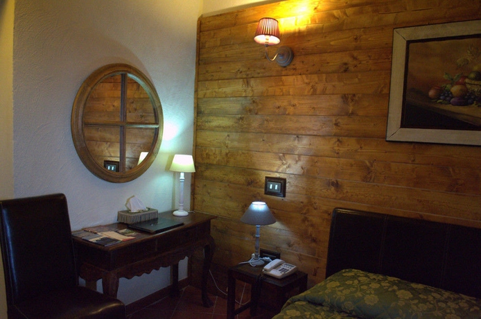 Imagen de la habitación del Hotel Convento Di San Colombo - Dimora Storica. Foto 10