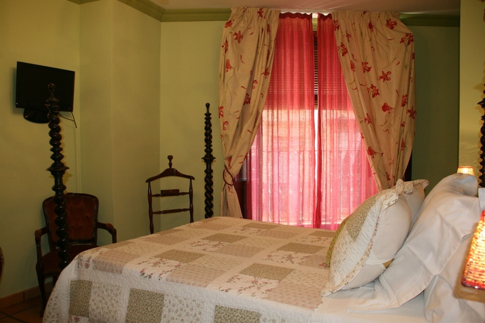 Imagen de la habitación del Hotel Convento La Gloria. Foto 2