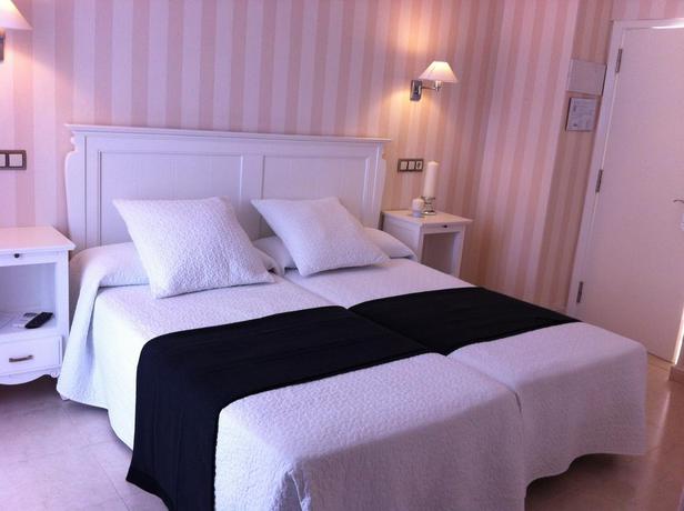 Imagen de la habitación del Hotel Convento Tarifa. Foto 8