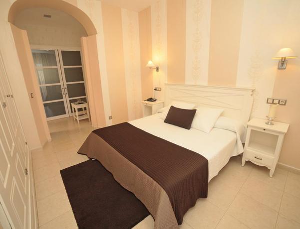 Imagen de la habitación del Hotel Convento Tarifa. Foto 11