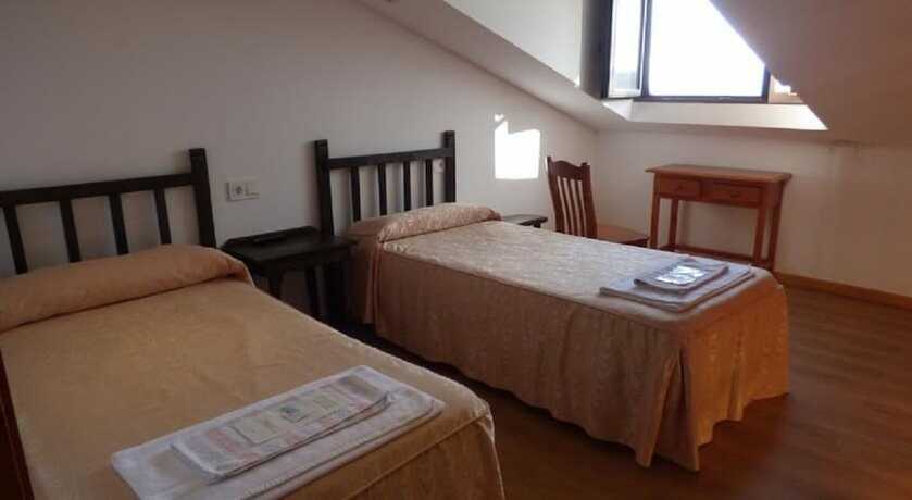 Imagen de la habitación del Hotel Convento de Foncebadon. Foto 19