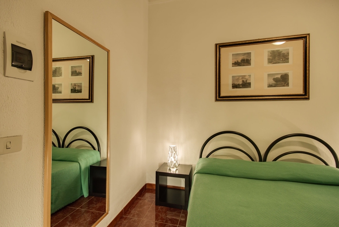 Imagen de la habitación del Hotel Convertini. Foto 8