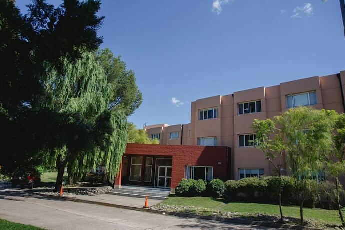 Imagen general del Hotel Convivir Departamentos. Foto 14